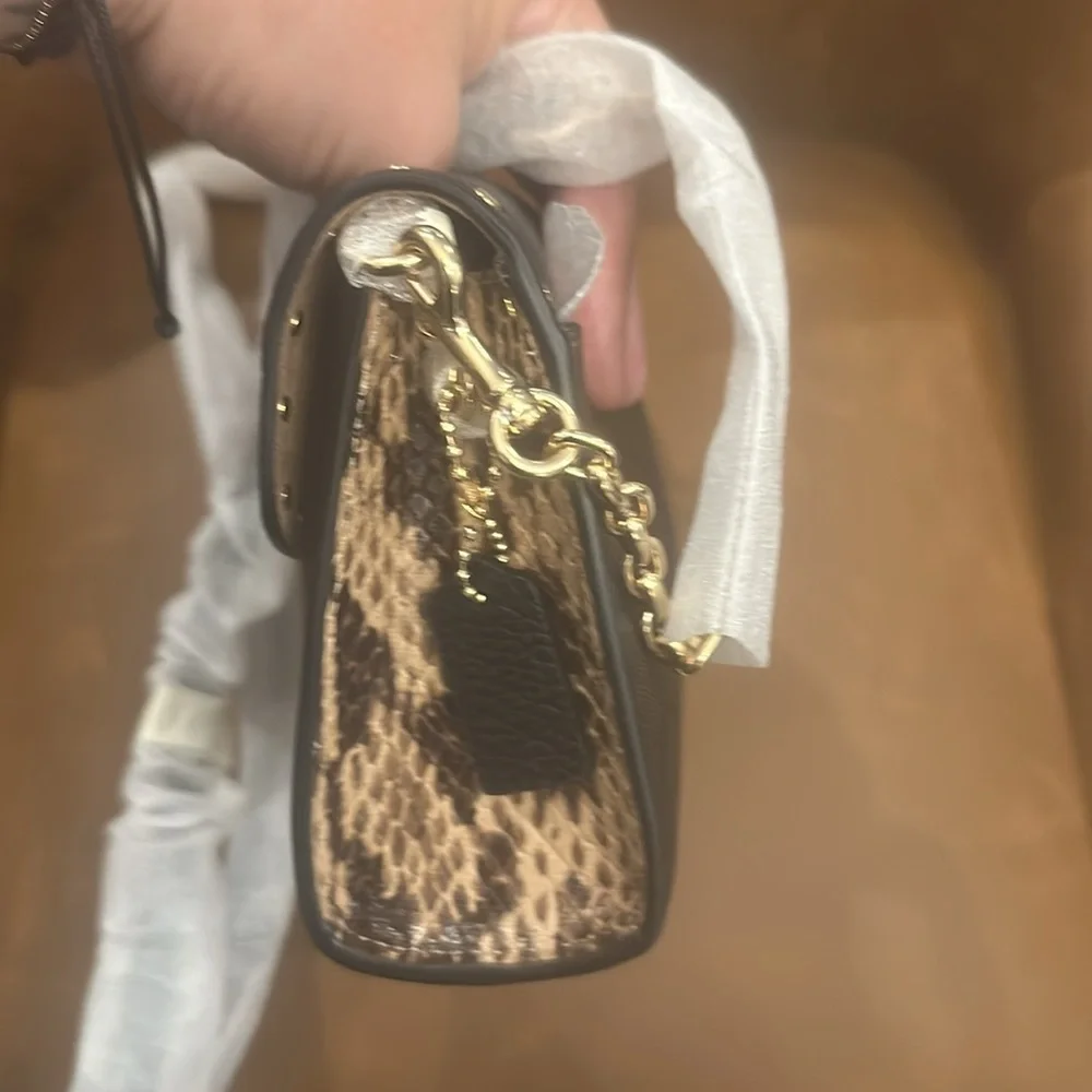 Coach Black and Tan Crossbody Bag with Minimalist Elegance - Picture 2 of 4